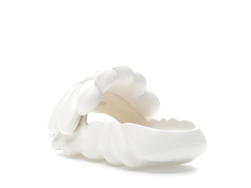 Takashi Murakami Ohana Full-Bloom Slide Star White