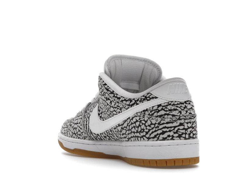 Nike SB Dunk Low Road