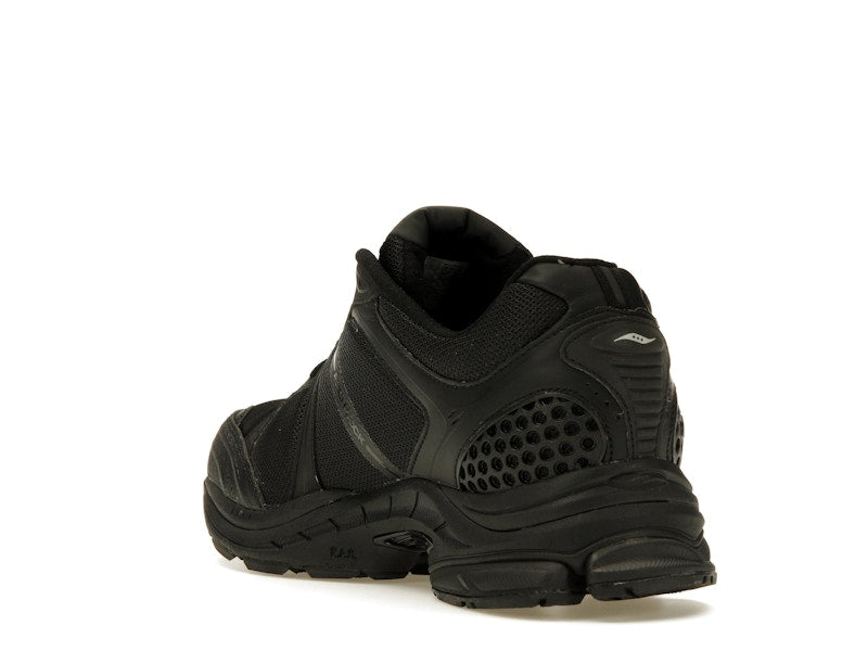 Saucony ProGrid Triumph 4 Gorpcore Black