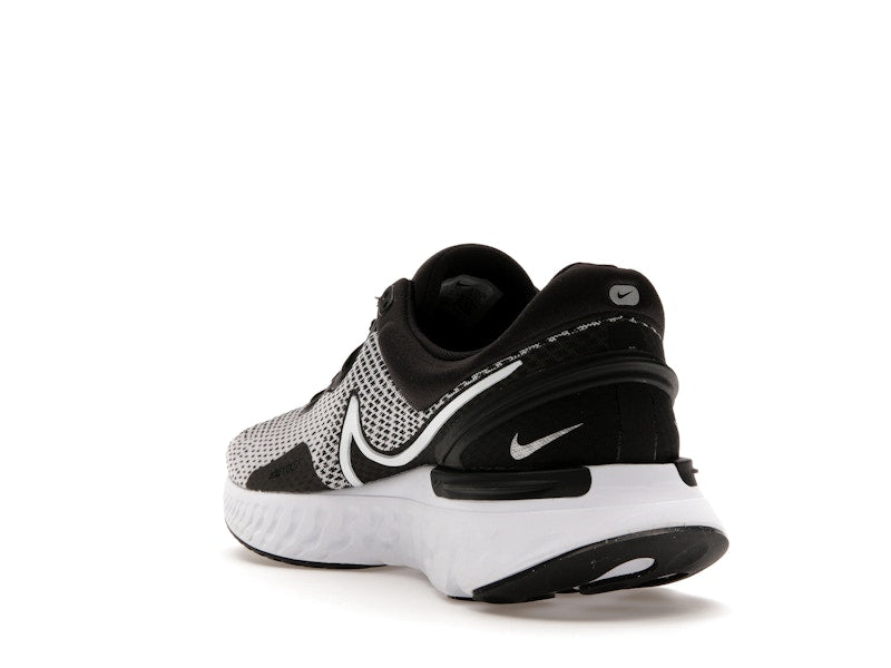 Nike React Miler 3 Black Metallic Silver