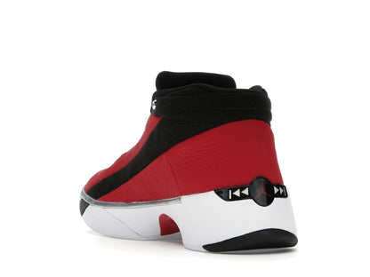 Jordan Team Showcase Gym Red Black