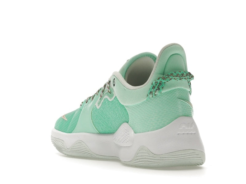 Nike PG 5 Play for the Future