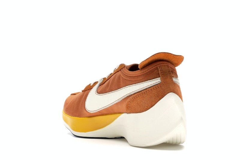Nike Moon Racer Monarch