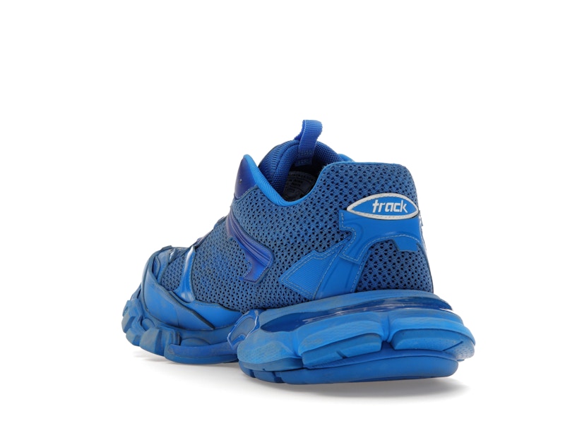 Track.3 Blue