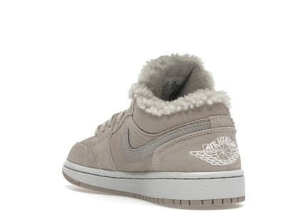 Jordan 1 Low SE Sherpa Fleece (Women's)