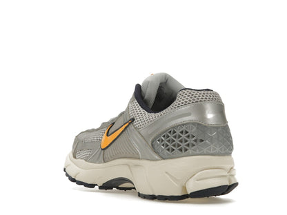 Nike Zoom Vomero 5 Pure Platinum Laser Orange