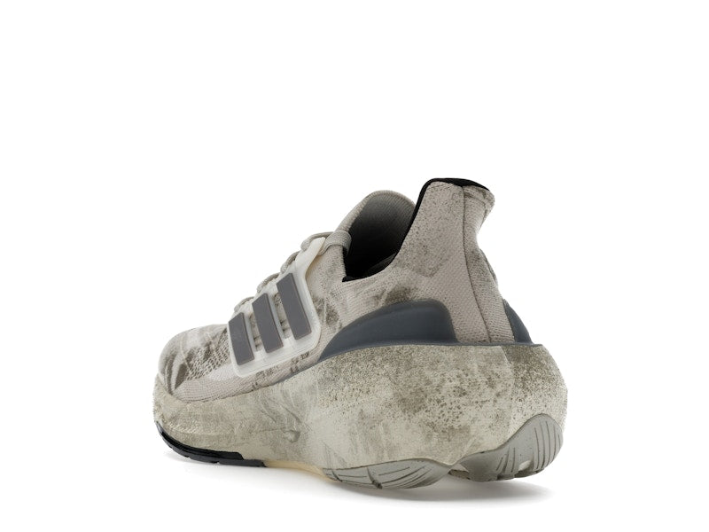 adidas Ultra Boost Light Worn-Out
