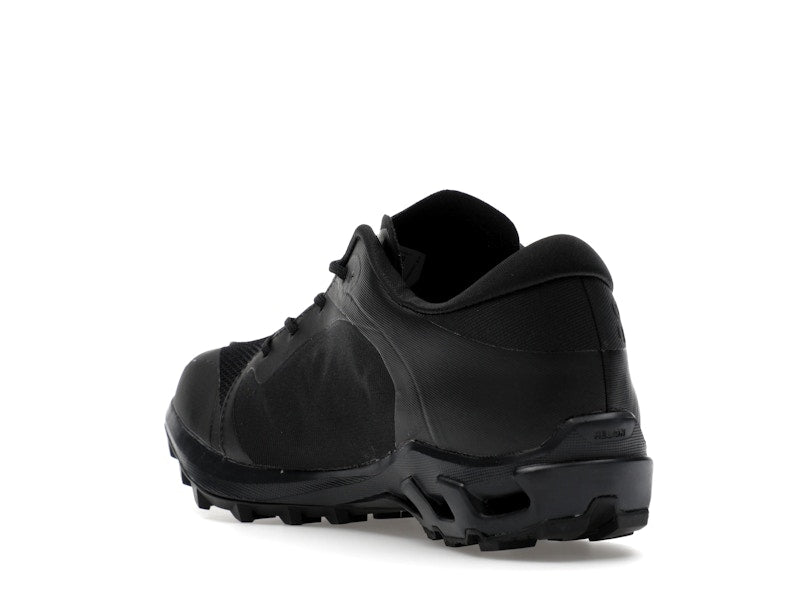 On Running Cloudventure Peak POST ARCHIVE FACTION Black Magnet (Women's)
