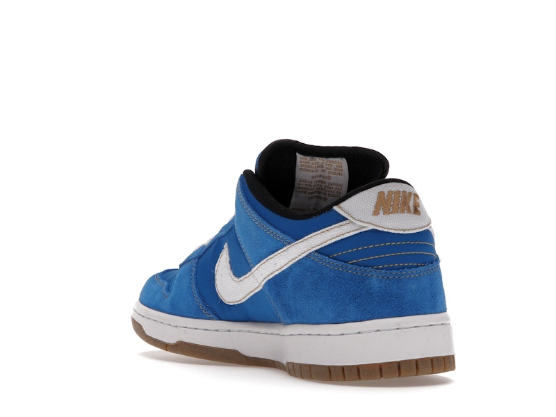 Nike SB Dunk Low Street Fighter Chun Li