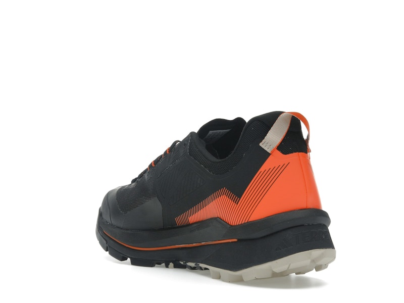 adidas Terrex Skychaser Tech Low Gore-Tex Core Black Wonder Beige Semi Impact Orange