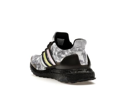 adidas Ultra Boost Sky Tint Black