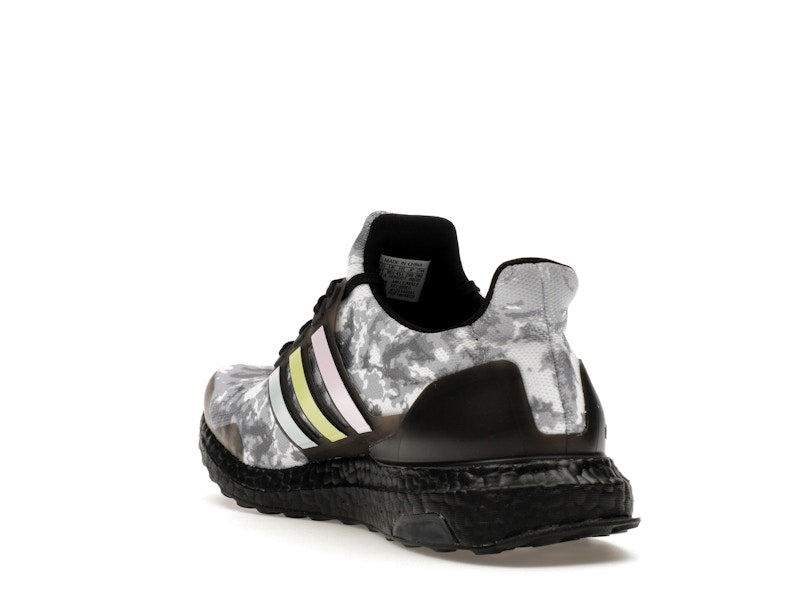 adidas Ultra Boost Sky Tint Black