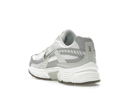 Nike Initiator Phantom Light Bone Sail Mink Brown (Women's)