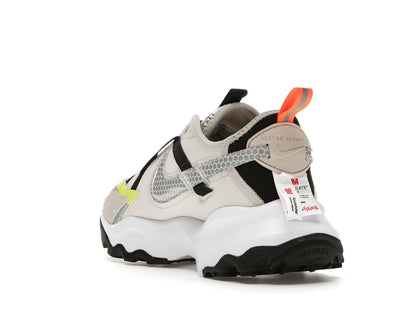 Nike TC 7900 LX 3M Light Orewood Brown (Women's)