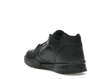 Nike Cross Trainer Low Triple Black