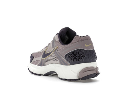 Nike Zoom Vomero 5 Platinum Violet