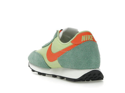 Nike Daybreak Limelight Electro Orange