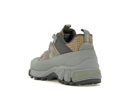 Burberry Arthur Grey Beige Check