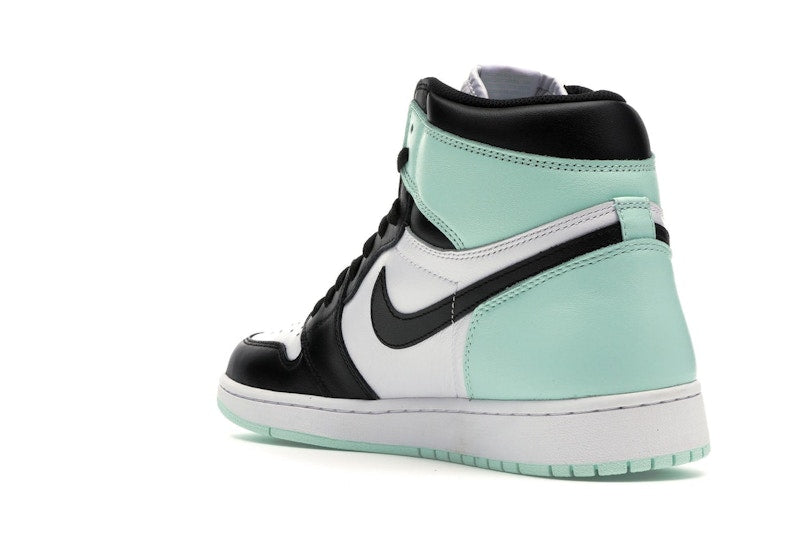 Jordan 1 Retro High Igloo