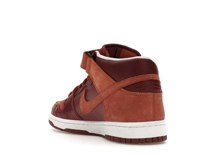 Nike SB Dunk Mid Team Red Pony