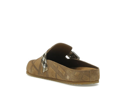 Burberry Urchin Clogs Jute (Women's)