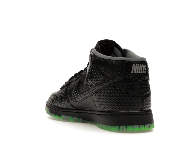 Nike Dunk Mid Premium Halloween Headless Horseman