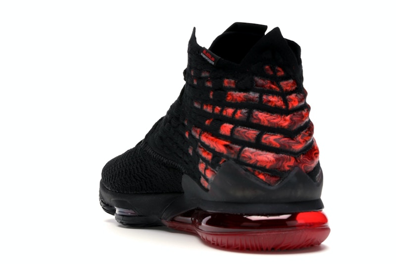 Nike LeBron 17 Infrared