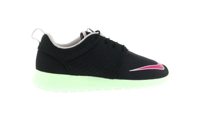 Nike Roshe Run FB Yeezy