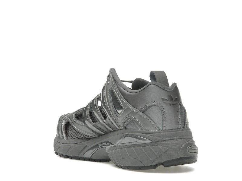adidas Adistar Pose Taqwa Bint Ali Iron Metallic (Women's)
