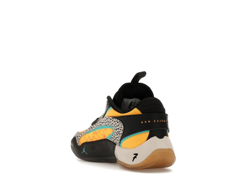 Jordan Luka 2 The Pitch (GS)