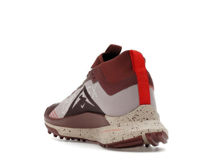 Nike React Pegasus Trail 4 Gore-Tex Diffused Taupe Dark Pony Sail Picante Red (Women's)