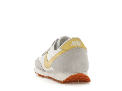 Nike Daybreak Summit White Gray Fog Yellow (Women's)