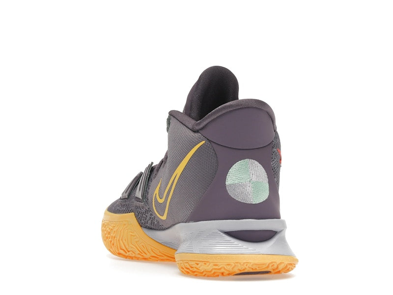 Nike Kyrie 7 Daybreak