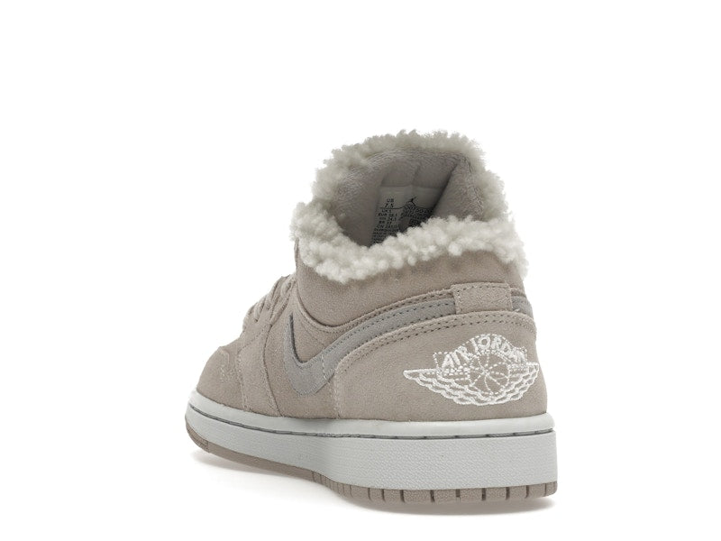 Jordan 1 Low SE Sherpa Fleece (Women's)