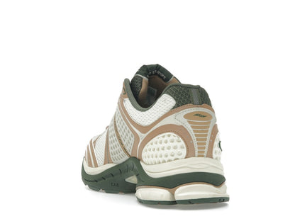 Saucony ProGrid Triumph 4 Saucony & Friends Seanella Abraham