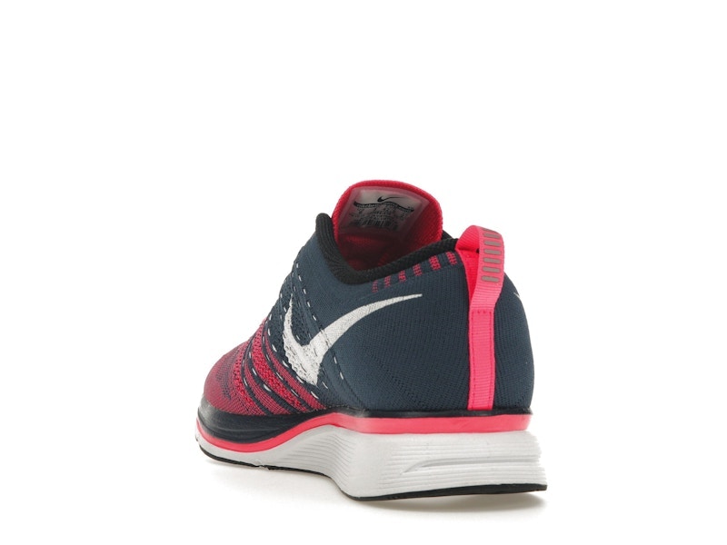 Nike Flyknit Trainer + Squadron Blue/White-Pink Flash