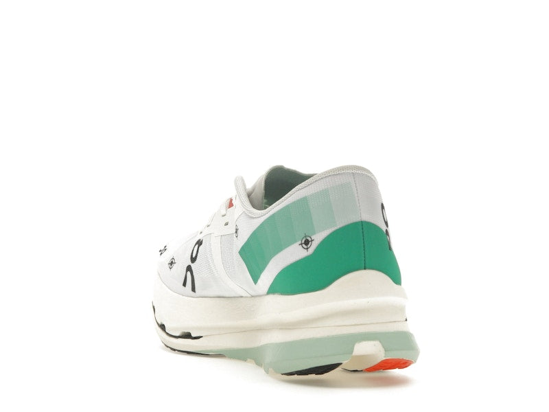On CloudBoom Echo 3 Undyed White Mint