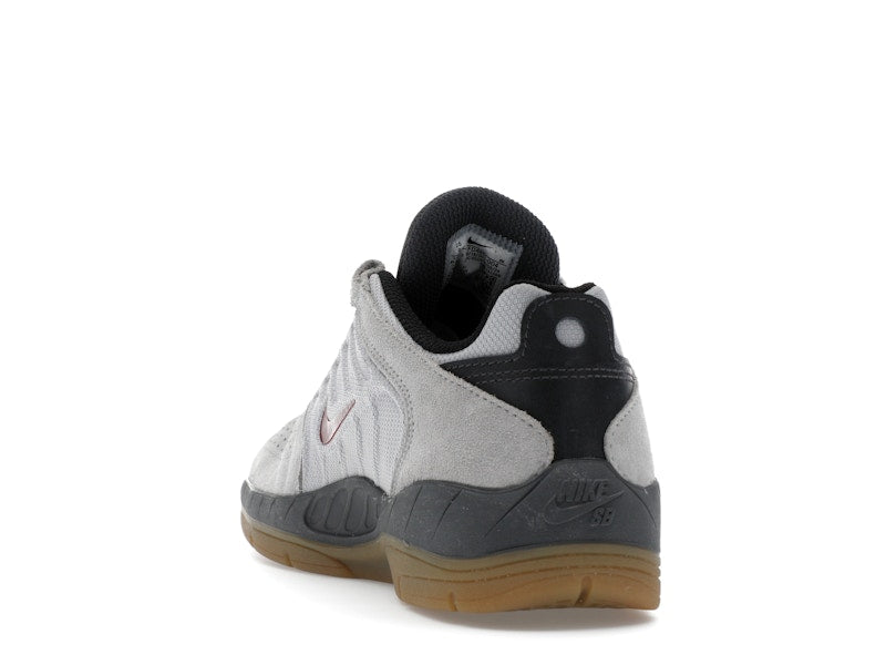 Nike SB Vertebrae Light Smoke Grey Dark Smoke Grey Black Dark Team Red