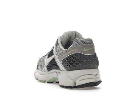 Nike Zoom Vomero 5 Cobblestone Flat Pewter (Women's)