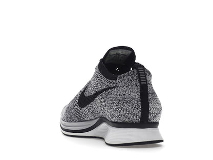 Nike Flyknit Racer Oreo