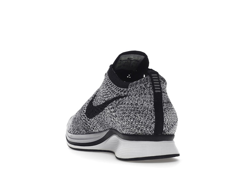 Nike Flyknit Racer Oreo