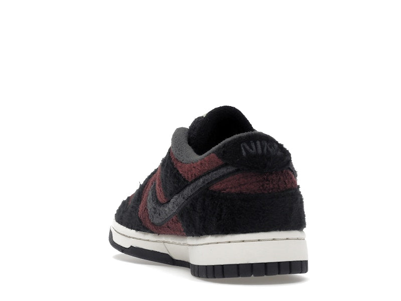 Nike Dunk Low SE Fleece Pack Burgundy Crush (Women's)