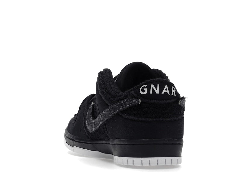 Nike SB Dunk Low Gnarhunters