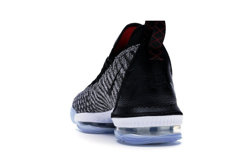 Nike LeBron 16 Oreo