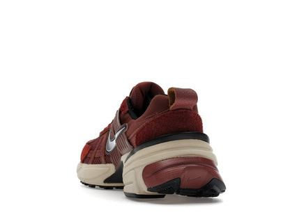 Nike V2K Run Red Sepia Dark Pony (Women's)