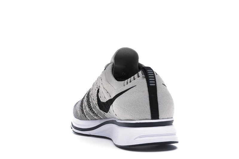 Nike Flyknit Trainer Pale Grey
