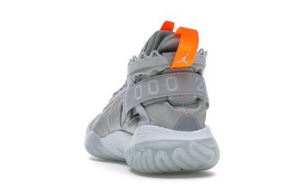 Jordan Proto React Wolf Grey Total Orange