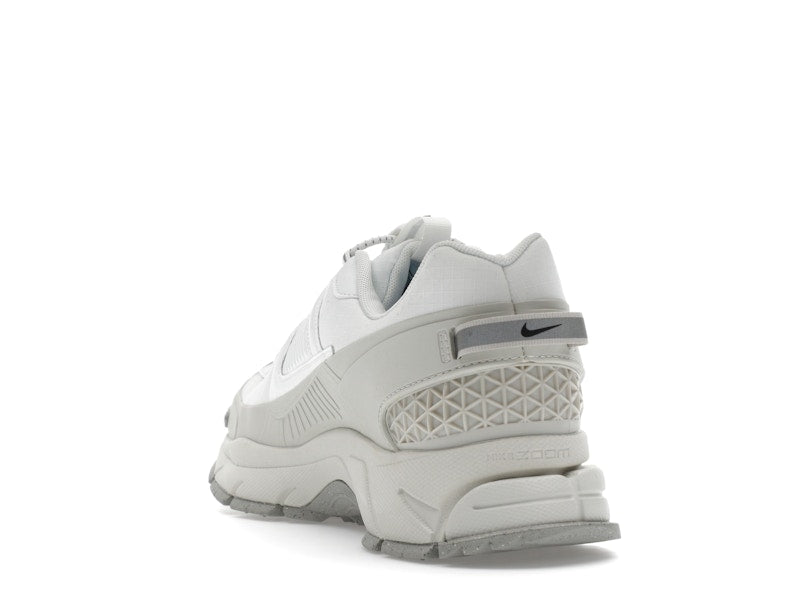 Nike Zoom Vomero Roam Summit White Light Bone Light Iron Ore