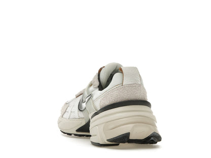 Nike V2K Run Summit White Light Orewood Brown (Women's)