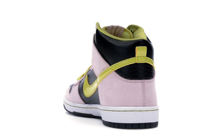 Nike SB Dunk High Miss Piggy